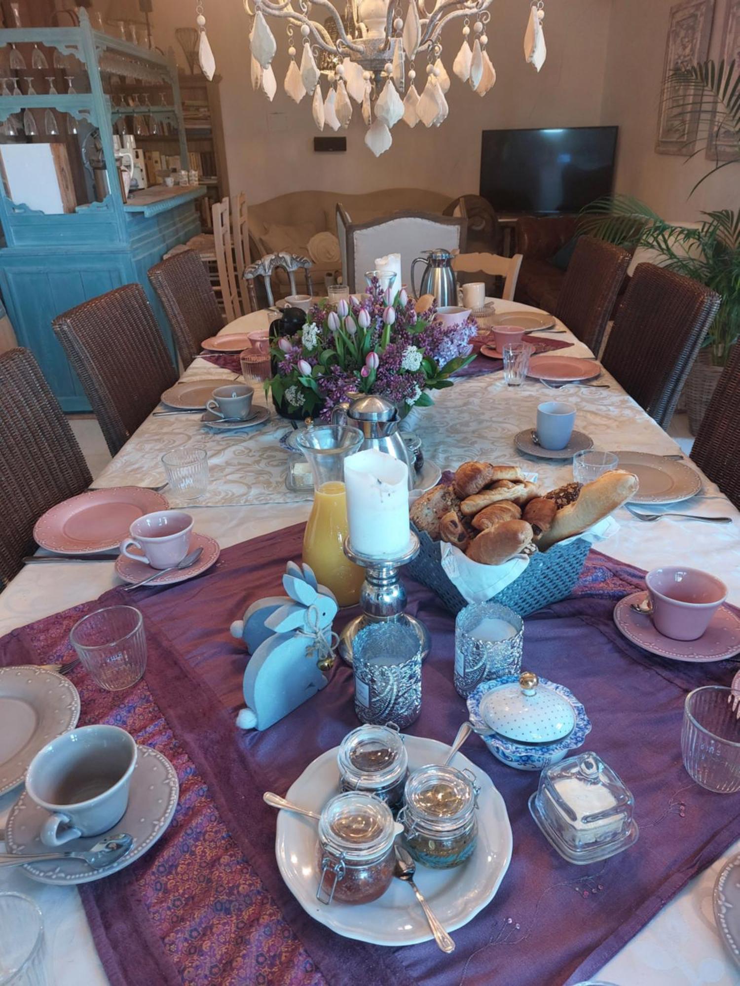 La Flor Azul Bed & Breakfast Grospierres Luaran gambar