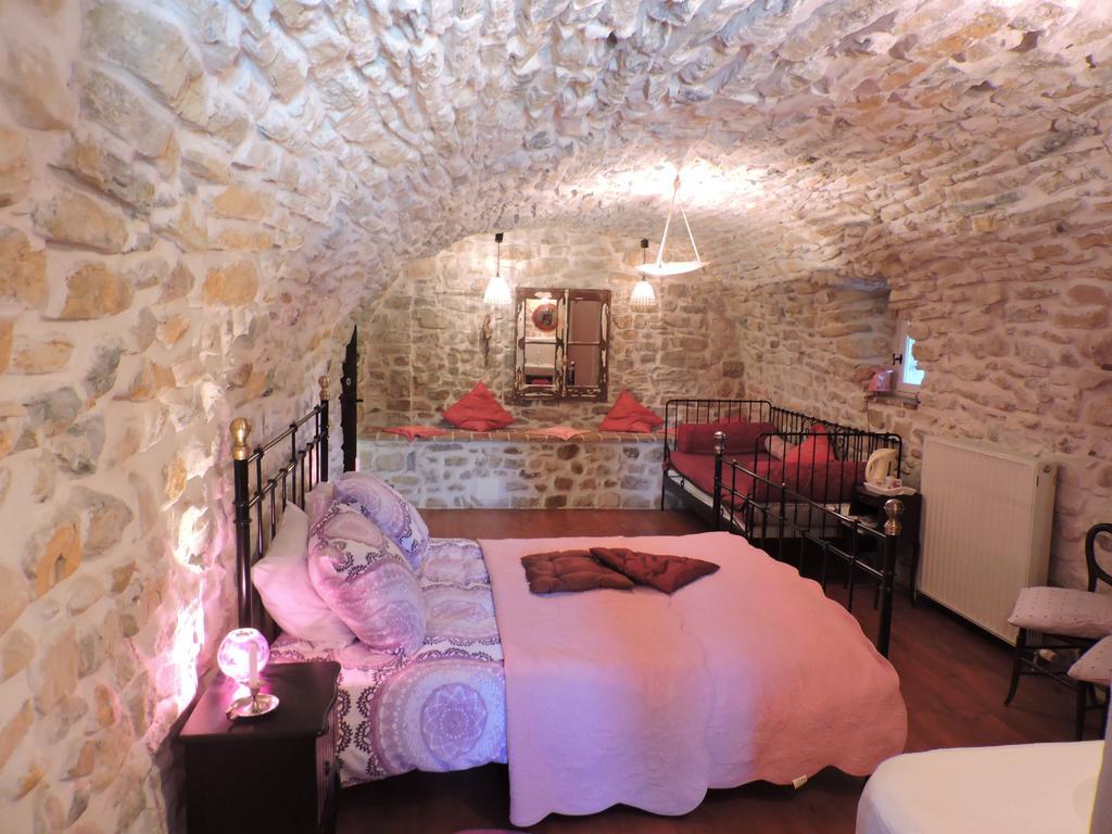 La Flor Azul Bed & Breakfast Grospierres Luaran gambar